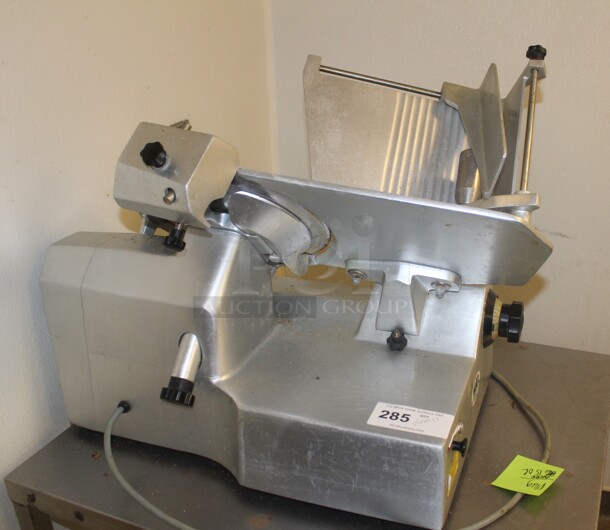 TERRIFIC! Univex Max Commercial Countertop Meat/Cheese Slicer With Sharpener. 25x26x23. 115V/60Hz. Working When Closed! - Image 3 of 4