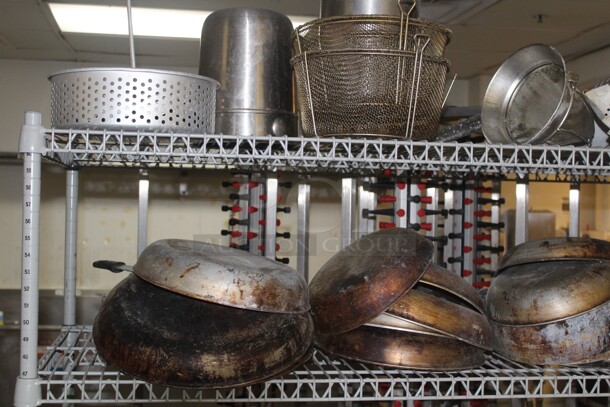 WOW! Commercial Metro Rack With Pans Included.  - Image 2 of 7