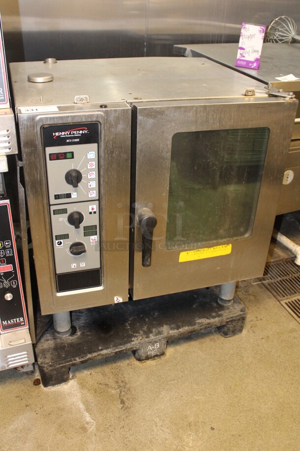 WOW! Henny Penny MCS Commercial Combi Oven. 36x33x38. Working When Closed! Buyer Must Remove. 