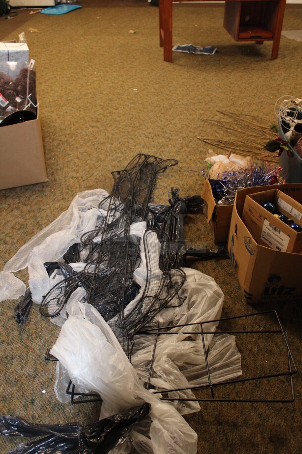 ALL ONE MONEY! Huge Lot Of Christmas Decorations Including Artificial Trees - Image 5 of 12