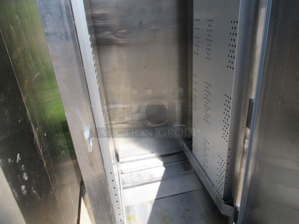 One 1 Door Traulsen Proofing Cabinet. Model# RPP132L-FHS. 115 Volt. 35X35.5X83. $3095.00. Working When Removed. - Image 2 of 4