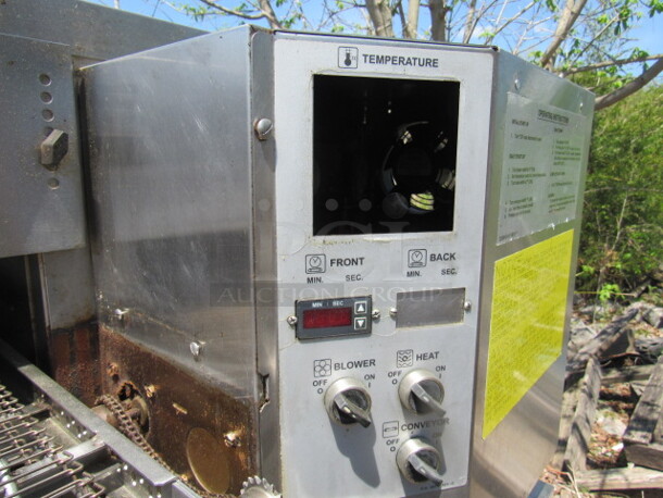 Double Stack Middleby Marshall Electric Conveyor Pizza Ovens On SS Table With Casters. Model# PS536E. CONTROLLERS HAVE BEEN REMOVED. 208 Volt. 3 Phase. DOUBLE STACK 2 PIZZA OVENS MAKE 1 UNIT. 2XBID. YOU WILL GET 1 DOUBLE STACK UNIT!!!! 61X44X63. - Image 3 of 5