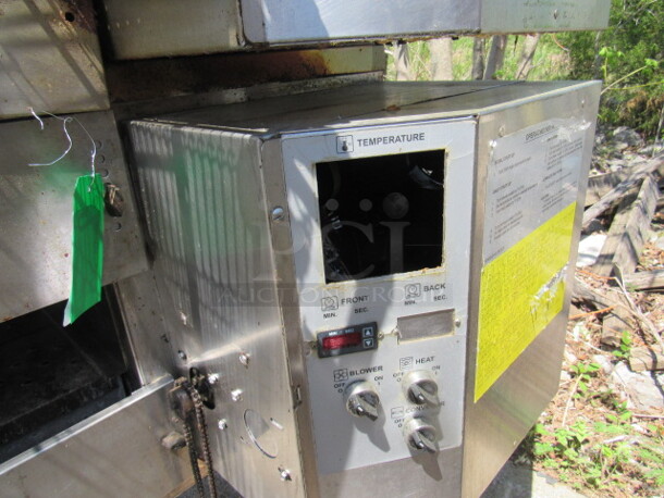 Double Stack Middleby Marshall Electric Conveyor Pizza Ovens On SS Table With Casters. Model# PS536E. CONTROLLERS HAVE BEEN REMOVED. 208 Volt. 3 Phase. DOUBLE STACK 2 PIZZA OVENS MAKE 1 UNIT. 2XBID. YOU WILL GET 1 DOUBLE STACK UNIT!!!! 61X44X63. - Image 4 of 5
