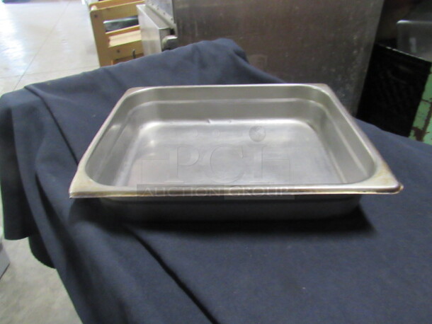 1/2 Size 2.5 Inch Deep Hotel Pan. 5XBID. - Image 1 of 1