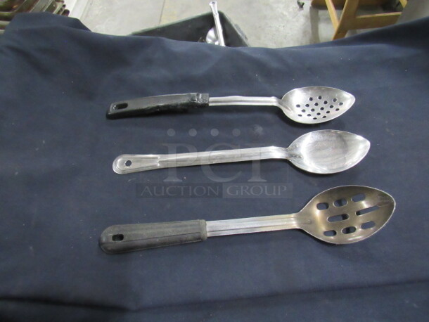 Assorted Commercial SS Spoon. 3XBID.