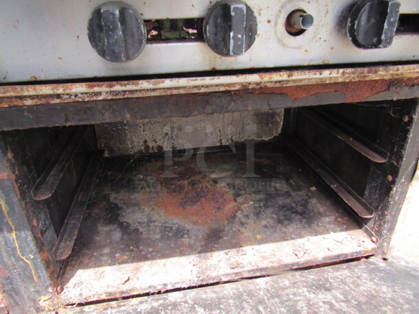 One American Range 10 Burner Natural Gas Range. 60X33X57 - Image 2 of 3