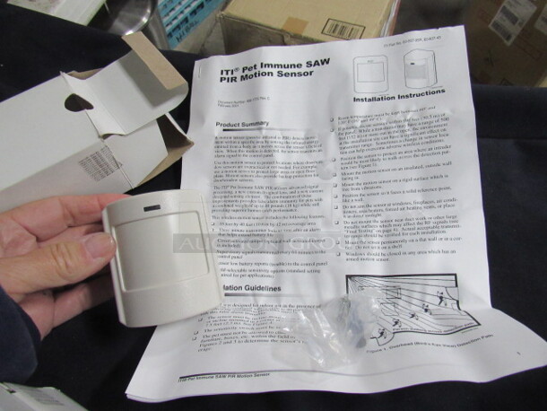 Interlogix Sensor. #60-807-95R. 2XBID. - Image 1 of 3