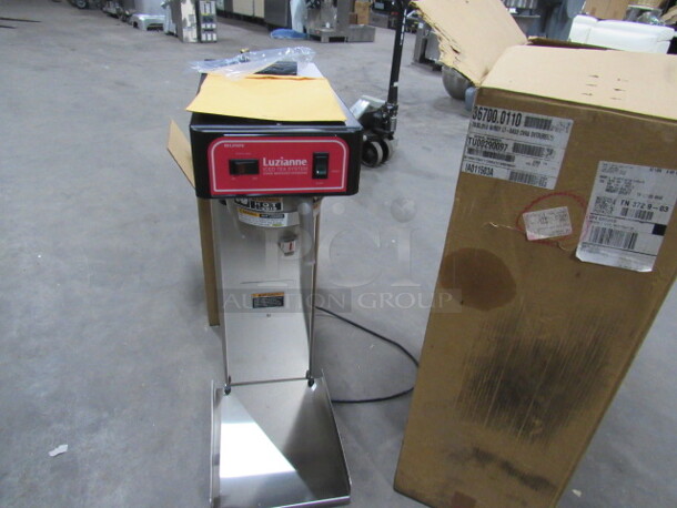 One NEW Bunn Tea Brewer. Model# TB3Q. 120 Volt. - Image 1 of 1