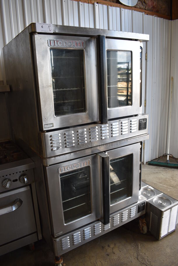 2 FANTASTIC! Blodgett Stainless Steel Commercial Natural Gas Powered Full Size Convection Oven w/ View Through Doors, Metal Oven Racks and Thermostatic Controls on Commercial Casters. 38x39x73. 2 Times Your Bid! - Image 3 of 11