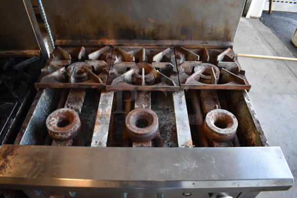 GREAT! Royal Model RR-6 Stainless Steel Commercial Propane Gas Powered 6 Burner Range w/ Oven, Backsplash and Overshelf. Missing 3 Grates. 30,000 BTU. 36x31.5x55 - Image 2 of 7