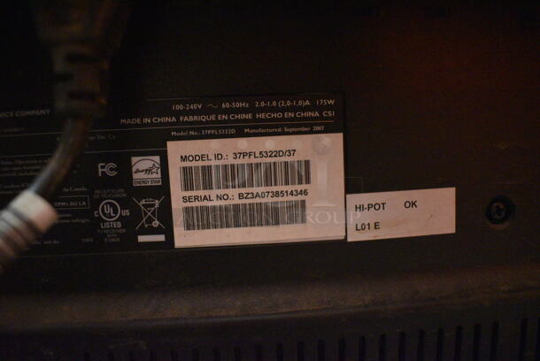 Philips Model 37PFL5322D/37 37" Television. 100-240 Volts, 1 Phase. Buyer Must Pick Up - We Will Not Ship This Item. Tested and Powers On But Screen Stays Black. - Image 7 of 8
