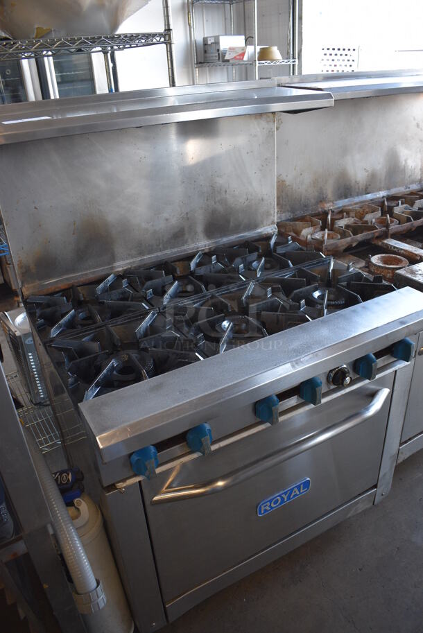 GREAT! Royal Model RR-6 Stainless Steel Commercial Propane Gas Powered 6 Burner Range w/ Oven, Backsplash and Overshelf. 30,000 BTU. 36x31.5x55 - Image 2 of 7