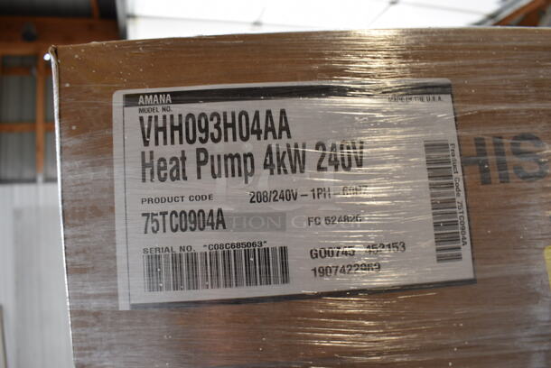 4 BRAND NEW WRAPPED ON PALLET Amana Model VHH093H04AA Metal Commercial Vertical Heat Pump. Stock Picture Used. 208/240 Volts, 1 Phase. 20x20x67. 4 Times Your Bid! - Image 12 of 12