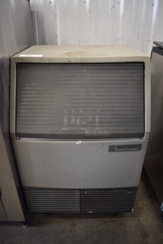 WOW! Scotsman Model SCE170A-1C Metal Commercial Air Cooled Self Contained Ice Machine. 115 Volts, 1 Phase. 24x23.5x39