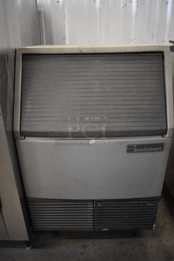WOW! Scotsman Model SCE170A-1C Metal Commercial Air Cooled Self Contained Ice Machine. 115 Volts, 1 Phase. 24x23.5x39 - Image 7 of 7