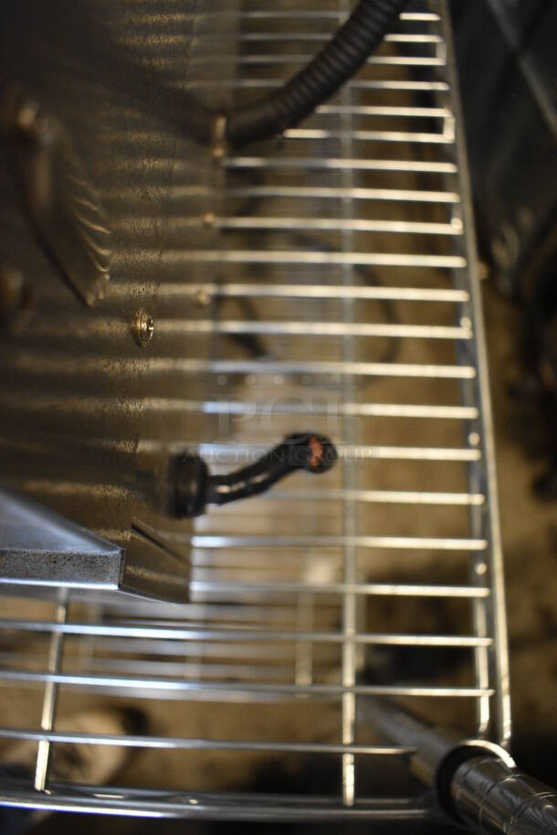 NICE! Chef-Built Mdoel CPG-175 Stainless Steel Commercial Countertop Electric Powered Panini Press w/ Thermostatic Controls. 120 Volts, 1 Phase. 18x18x10. Cannot Test Due To Cut Power Cord - Image 6 of 7