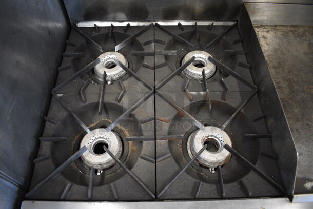BEAUTIFUL! Vulcan Stainless Steel Commercial Natural Gas Powered 4 Burner Range, Flat Top Griddle, 2 Ovens, Backsplash and Overshelf. 48x31.5x60.5 - Image 6 of 9