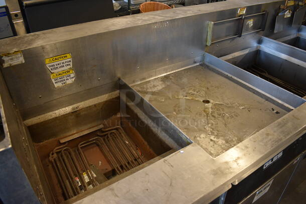 BEAUTIFUL! Giles Model EOF-24 Stainless Steel Commercial Electric Powered 3 Bay Deep Fat Fryer w/ Dumping Station on Commercial Casters. 480 Volts, 3 Phase. 97.5x41x57 - Image 3 of 10