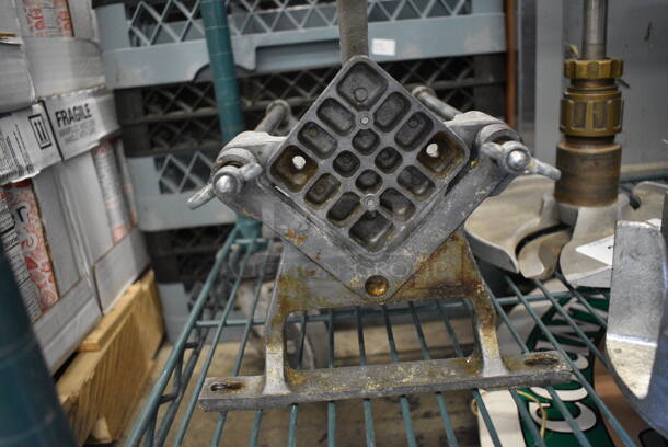Metal Countertop French Fry Cutter. 8x14.5x12 - Image 4 of 4