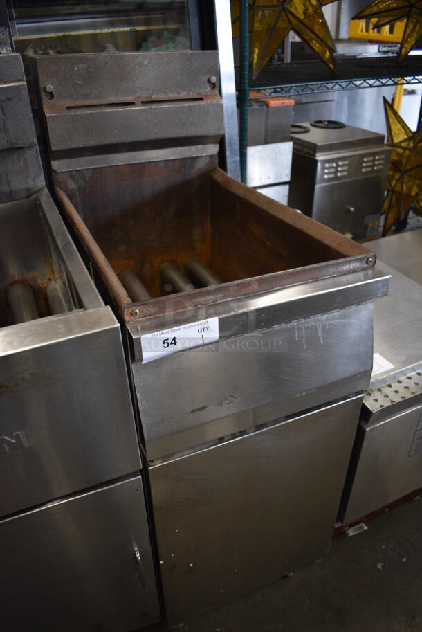 NICE! Cecilware Stainless Steel Commercial Floor Style Propane Gas Powered Deep Fat Fryer. 15.5x30x44.5 - Image 4 of 7