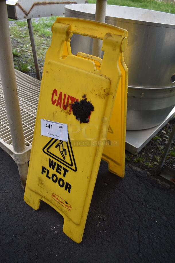 Rubbermaid Yellow Poly Wet Floor Caution Sign. 11x1x26 - Image 2 of 2