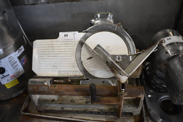 NICE! Globe Metal Commercial Countertop Meat Slicer w/ Blade Sharpener. 115 Volts, 1 Phase. 25x21x18. Tested and Working!