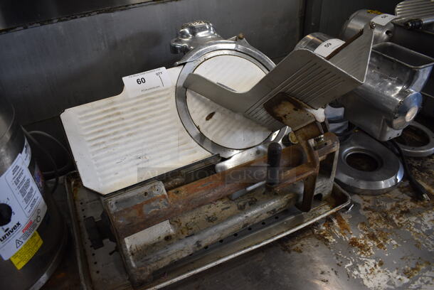 NICE! Globe Metal Commercial Countertop Meat Slicer w/ Blade Sharpener. 115 Volts, 1 Phase. 25x21x18. Tested and Working! - Image 2 of 7