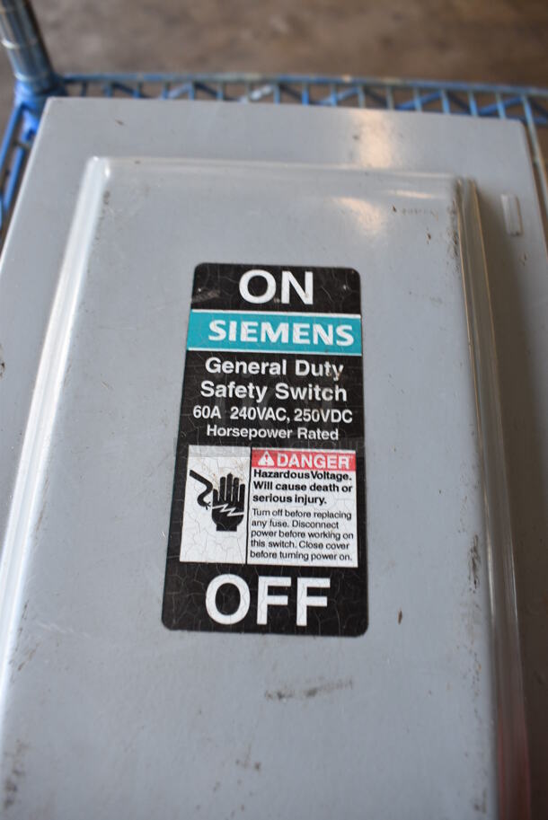 Siemens Gray Metal General Duty Safety Switch. 240 Volts, 1 Phase. 9x15.5x7 - Image 3 of 5