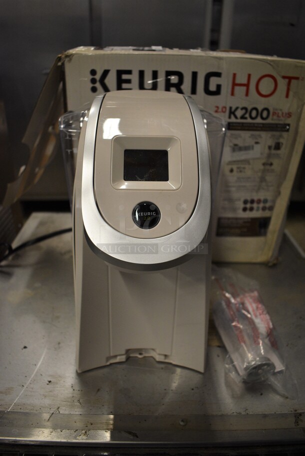 IN ORIGINAL BOX! Keurig K200 2.5 Single Pot Coffee Machine. 9x13x14
