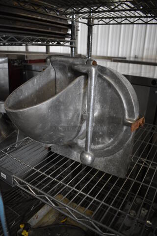 Metal Commercial Pelican Head w/ Blade. 10.5x15x12