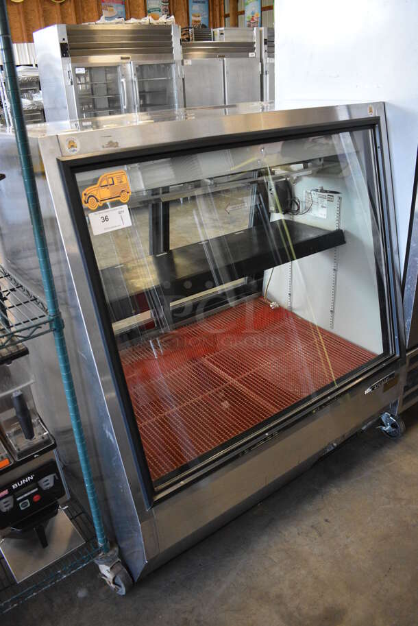 WOW! True Model TDBD-48-2 Stainless Steel Commercial Floor Style Deli Display Case Merchandiser. 115 Volts, 1 Phase. 48x35.5x55.5. Tested and Working!