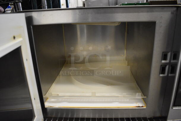 Amana RFS9B Metal Commercial Countertop Microwave Oven. 22x19x14.5 - Image 3 of 5