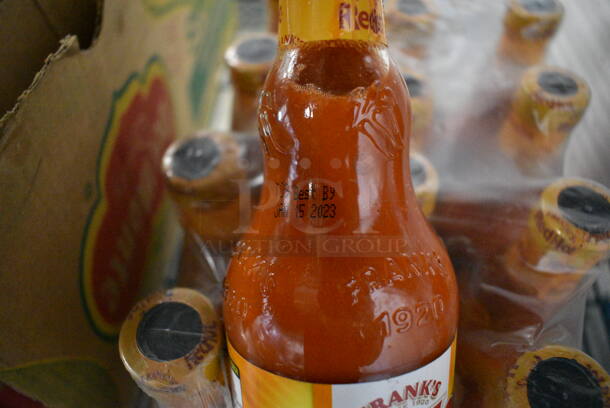 ALL ONE MONEY! Lot of 12 Bottles of Frank's Red Hot Wings Buffalo Sauce.  - Image 3 of 4