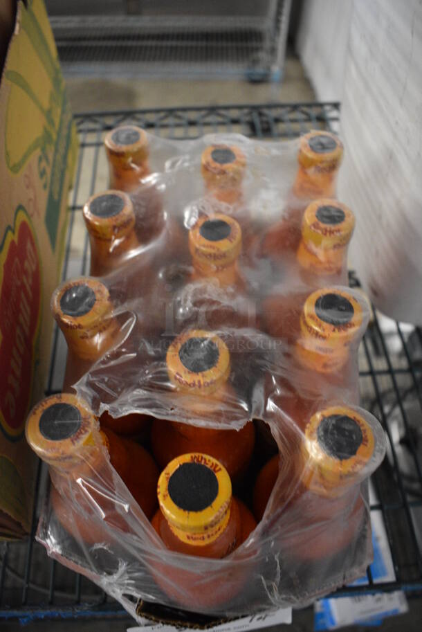 ALL ONE MONEY! Lot of 12 Bottles of Frank's Red Hot Wings Buffalo Sauce.  - Image 4 of 4