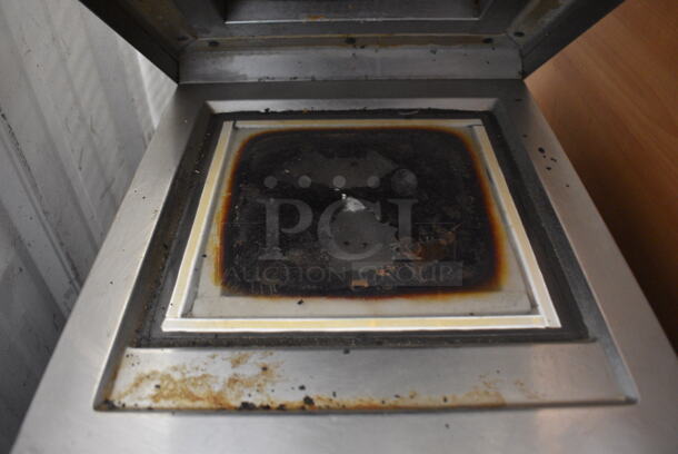 GREAT! Electrolux Model HSSPAN Stainless Steel Commercial Countertop Electric Powered Panini Press. 208 Volts, 1 Phase. 14x24x20 - Image 3 of 6