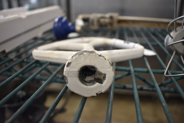 White Metal Paddle Attachment for KitchenAid Mixer. 5.5x1.5x6 - Image 3 of 3