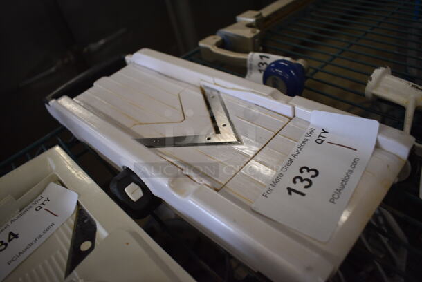 White Poly Mandolin Slicer. 6x16x2.5 - Image 3 of 3