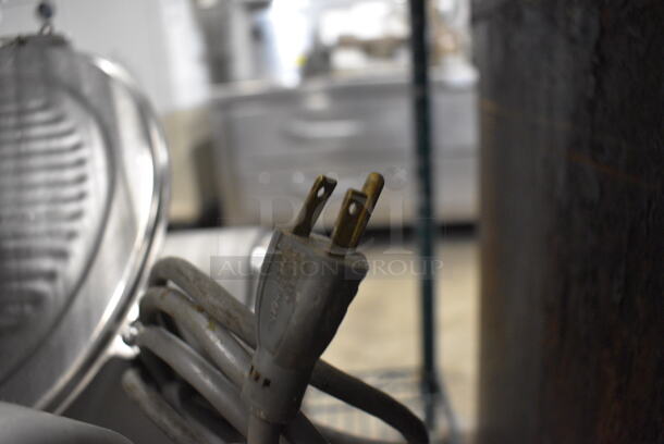 GREAT! Hobart Stainless Steel Commercial Countertop Automatic Meat Slicer. 27x24x25. Tested and Working! - Image 5 of 7