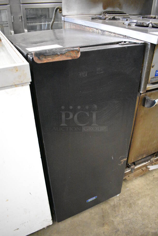 Marvel Model 1EVG9 Self Contained Ice Machine. 115 Volts, 1 Phase. 15x24x34 - Image 3 of 8