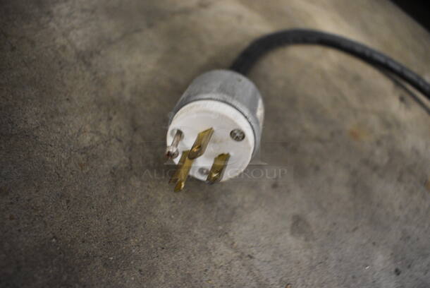Metal Countertop Electric Powered Warming Cabinet Merchandiser. 36x14x23.5. Tested and Working! - Image 6 of 10