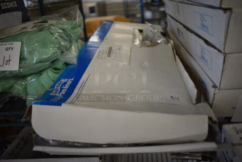 BRAND NEW IN BOX! Pan Liners. 20.5x28.5