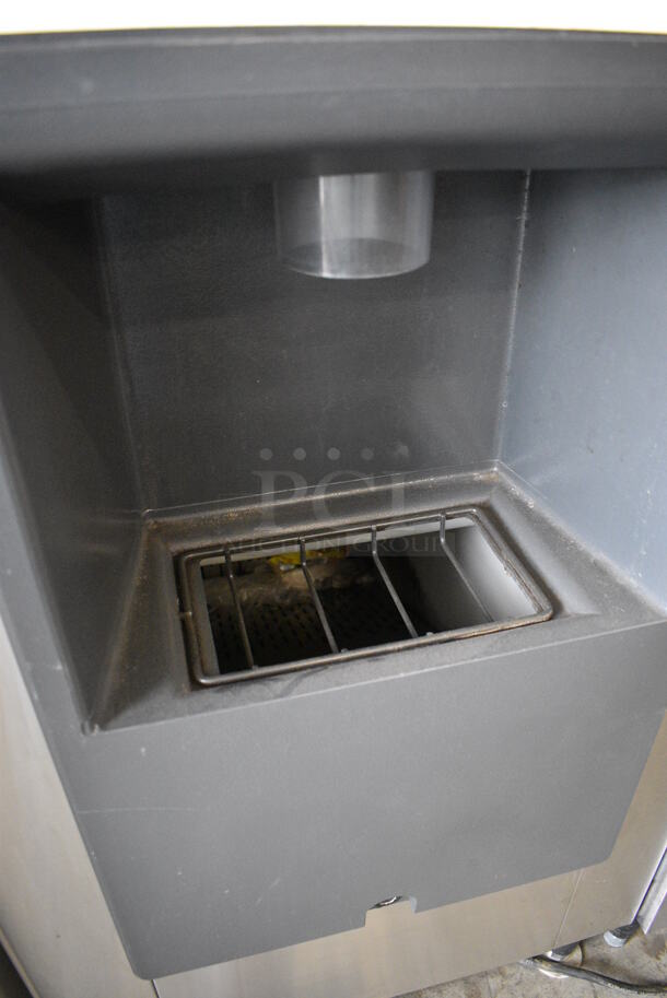 WOW! Scotsman Model HD156S-1A Stainless Steel Commercial Floor Style Hotel Ice Dispenser. 115 Volts, 1 Phase. 22x30x51 - Image 6 of 6