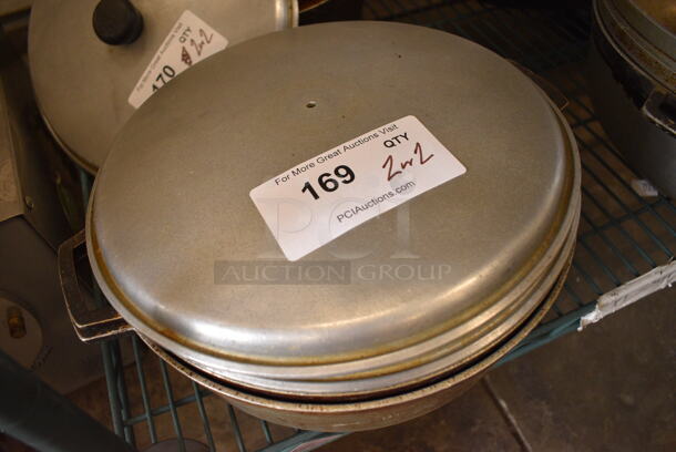2 Metal Pots w/ 2 Lids. 14x12x4.5. 2 Times Your Bid! - Image 2 of 3