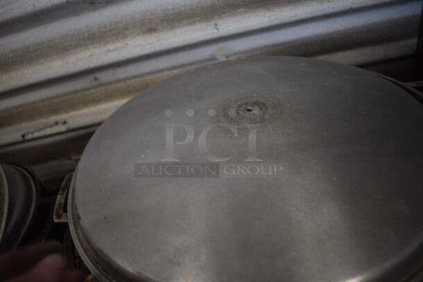 3 Metal Pots w/ 3 Lids. 17.5x14.5x5. 3 Times Your Bid! - Image 3 of 4