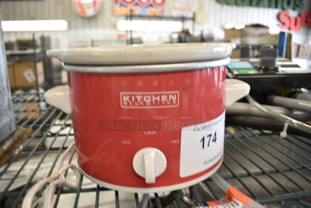 Kitchen Selectives Countertop Slow Cooker w/ Lid. 9.5x8x6 - Image 1 of 3