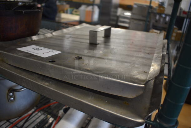 2 Metal Lids. 14.5x19.5x3. 2 Times Your Bid! - Image 3 of 3