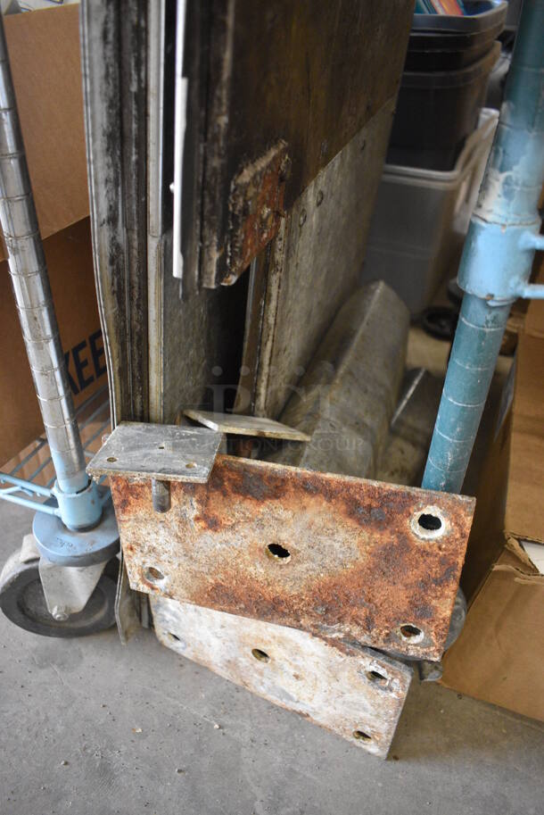 2 Metal Swinging Kitchen Doors w/ Bases. 24x10x79. 2 Times Your Bid! - Image 4 of 9