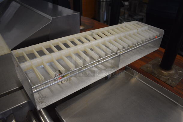 NICE! Hobart Model HWS-4 Stainless Steel Commercial Floor Style Wrapping Station w/ Hobart Model Quantum-P Scale and Label Dispenser. 120 Volts, 1 Phase. 54x38x55. Tested and Working! - Image 4 of 8