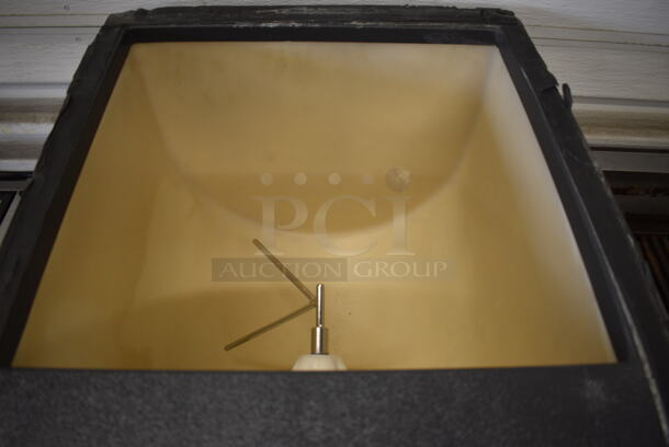 NICE! Scotsman Stainless Steel Commercial Ice Machine Hotel Dispenser. 22.5x30x50.5 - Image 5 of 5