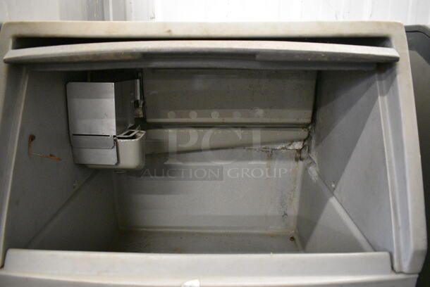 WOW! Scotsman Model SCE170A-1C Metal Commercial Air Cooled Self Contained Ice Machine. 115 Volts, 1 Phase. 24x23.5x39 - Image 4 of 7
